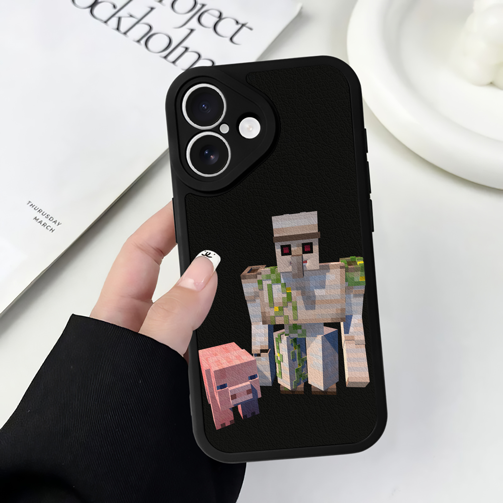 （画像用） マインクラフト ブロックの世界 Minecraft MC Block world 【iPhone 16シリーズ対応】シリコンスマホケース（レザー調） 材質：シリコン